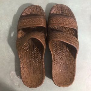 💜3/$30💜 Pali Hawaii Sandals-size 7